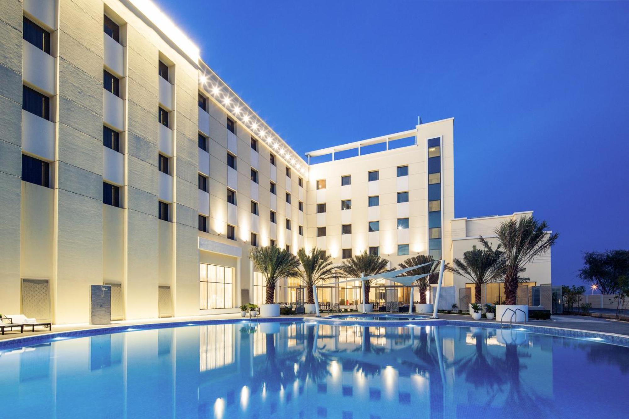 Mercure Sohar Hotell Exteriör bild